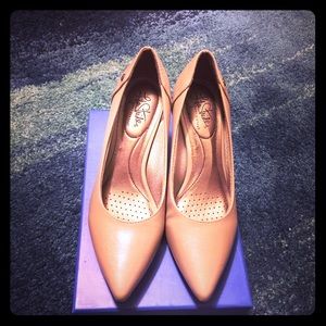 Brand Nee Life Stride Tan Pumps